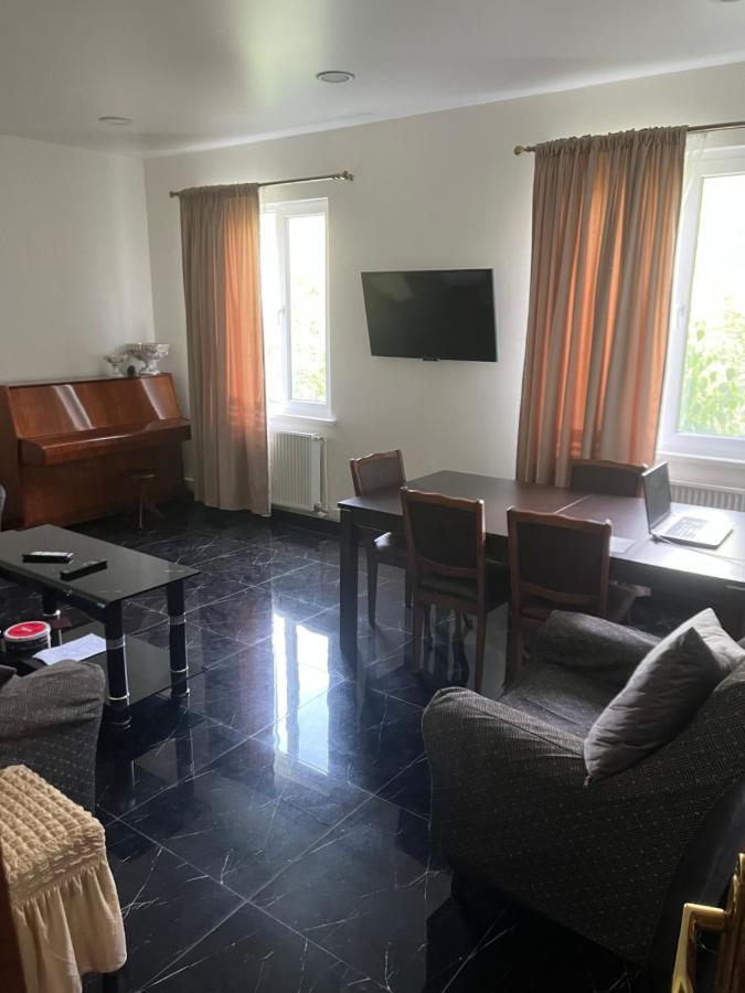 Cozy Space In 第比利斯 外观 照片